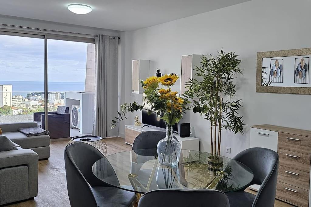 Vista Mar - Ac, Parking And Pool Apartment Funchal  Ngoại thất bức ảnh